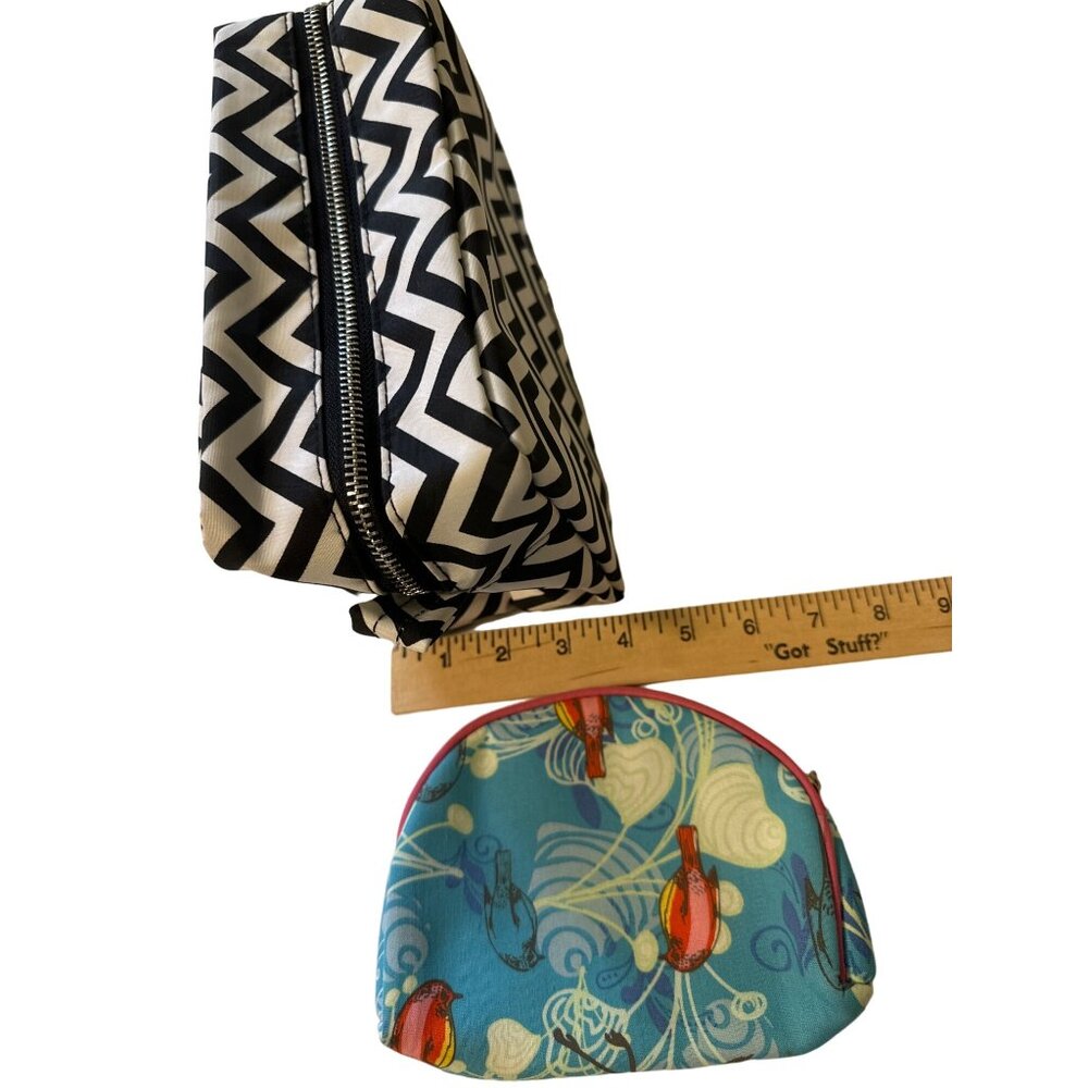 Bag Bundle Set Of 4 Vibrant Patterned Zippered Co… - image 5